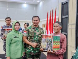 Sambut HUT ke-79 TNI, Jajaran TNI di Kalbar Gelar Bakti Kesehatan dan Bakti Sosial