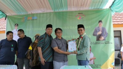 Bupati Bandung Apresiasi Penyerahan PSU Damar Ms Berbarengan Persmian SMPN 1 Banjaran