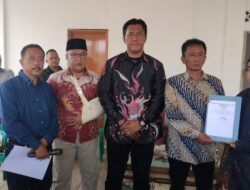 Untuk Kepentingan masyarakat,H. Yayat Hidayat Wakafkan Tanah untuk TPU